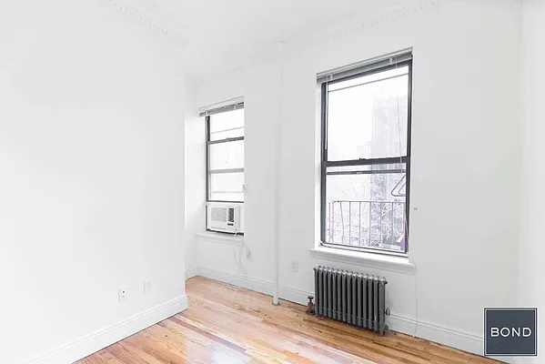 Rented by Bond New York | media 9