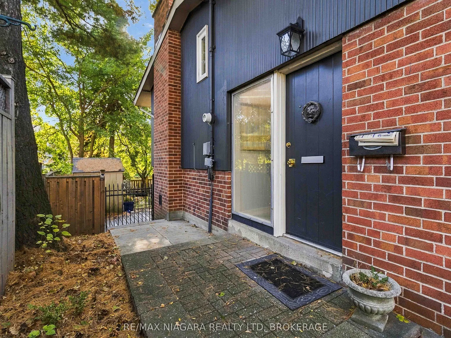 3 bed, $3,100 — Photo 2