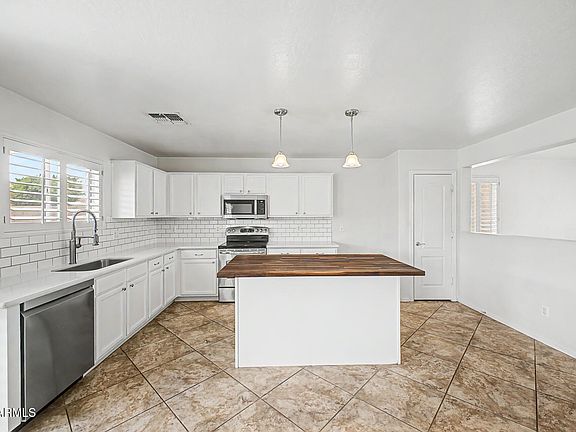 4th image of 1725 E ANASTASIA Street