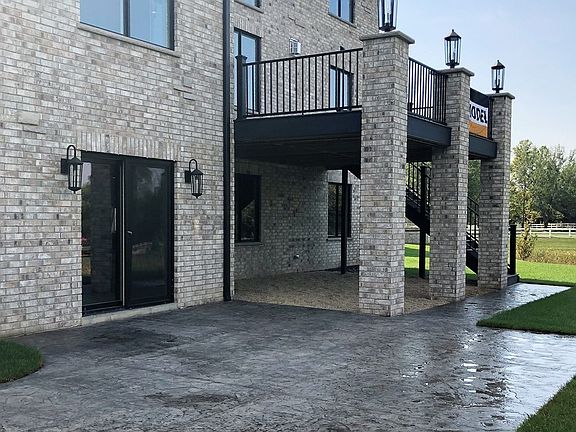 4th image of 11100 Deer Haven Ln
