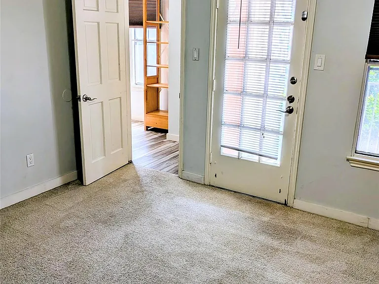 2529 Rio Grande St #6 — Photo 14