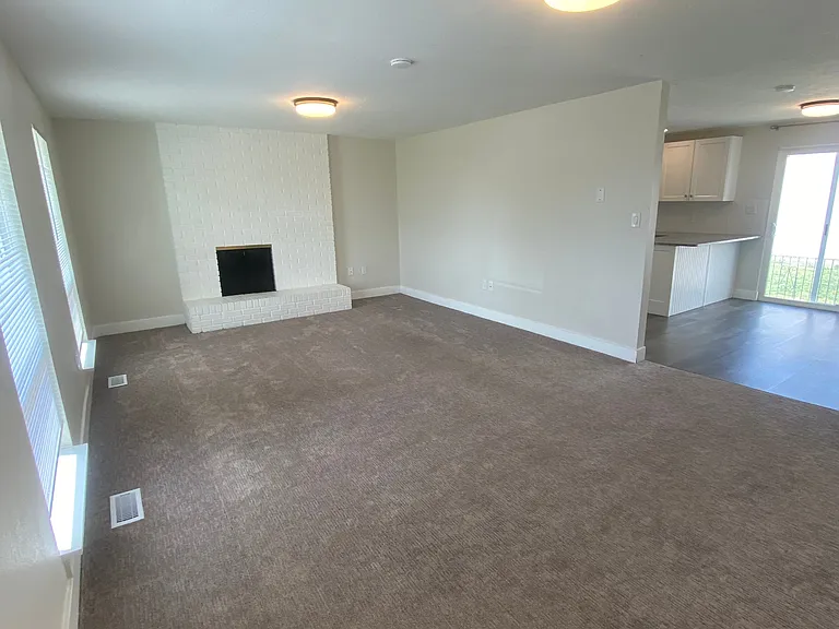 792 Shepard Ln #1 — Photo 13