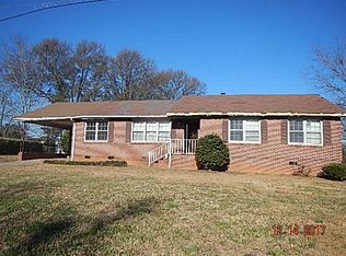 107 Meadow St, Spartanburg, SC 29307