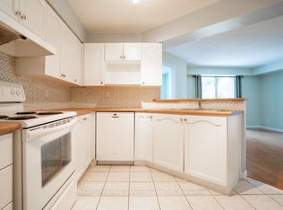 3499 Upper Middle Rd #214, Burlington, ON L7M4M7