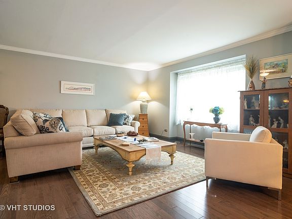 2nd image of 1426 N King George Ct