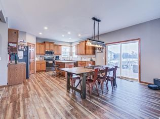 3014 Aaron Dr, Elko New Market, MN 55054