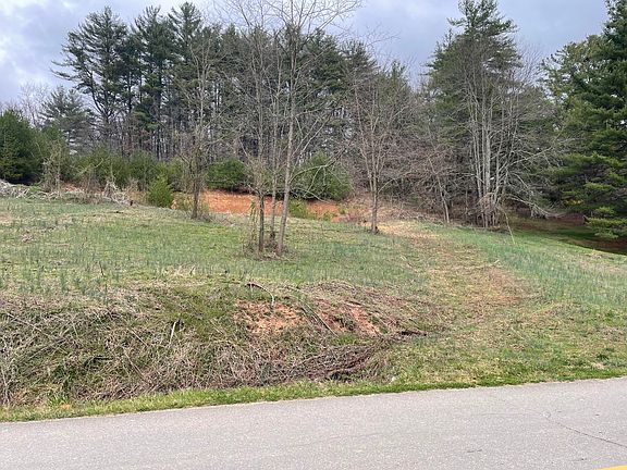 2nd image of Crossroads Dr