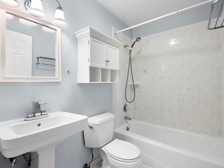 420 Jefferson St #3B — Photo 6
