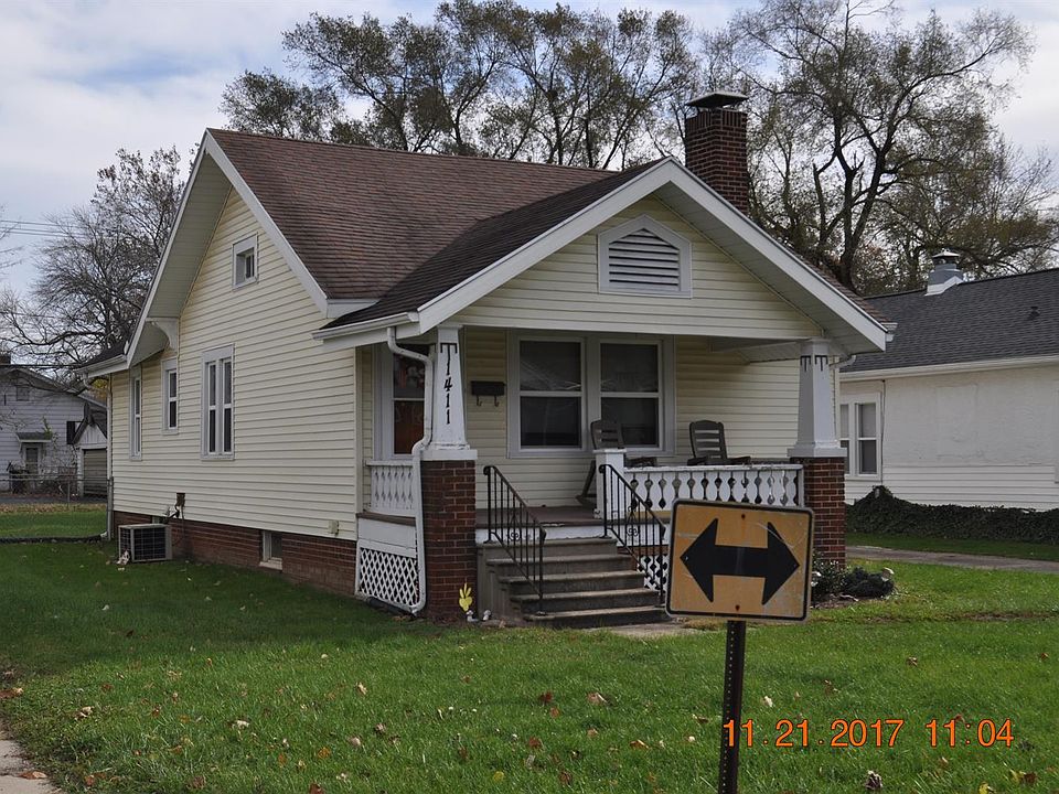 2nd image of 1411 Robinson St