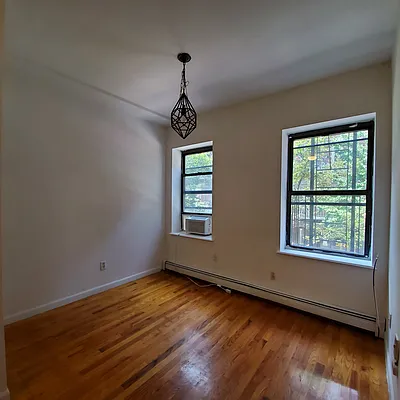 Rented by Green Home NY Realty LLC | media 1