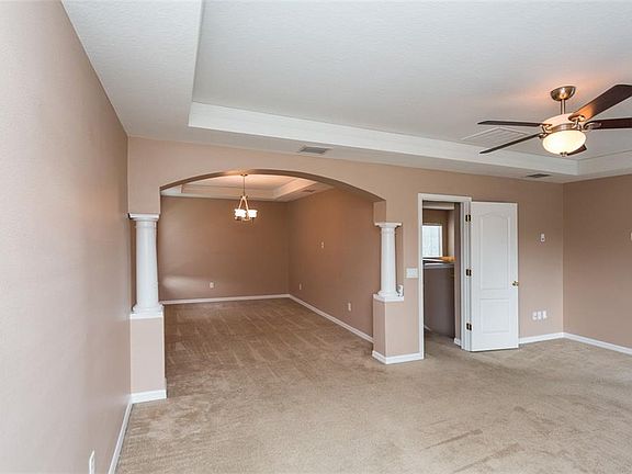5th image of 8604 White Poplar Dr