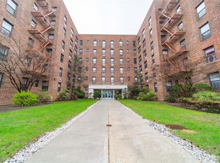 226-26 Union Tpke APT 2D, Queens, NY 11364