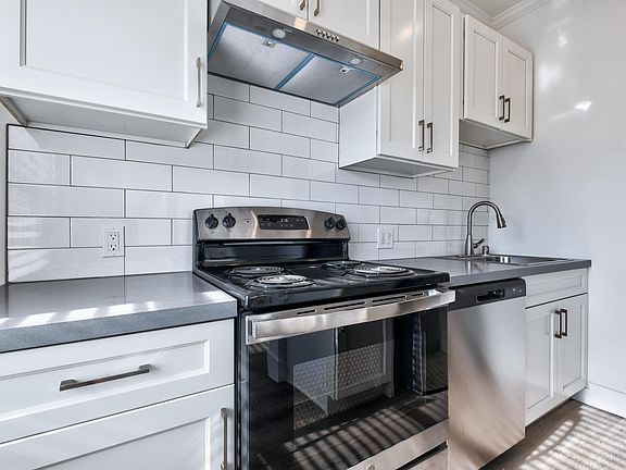 5th image of 174 41st St #102