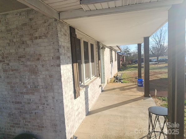1918 Kingston Rd, Kingstown, NC 28150