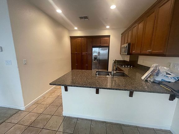 4th image of 2053 Camino Real Way