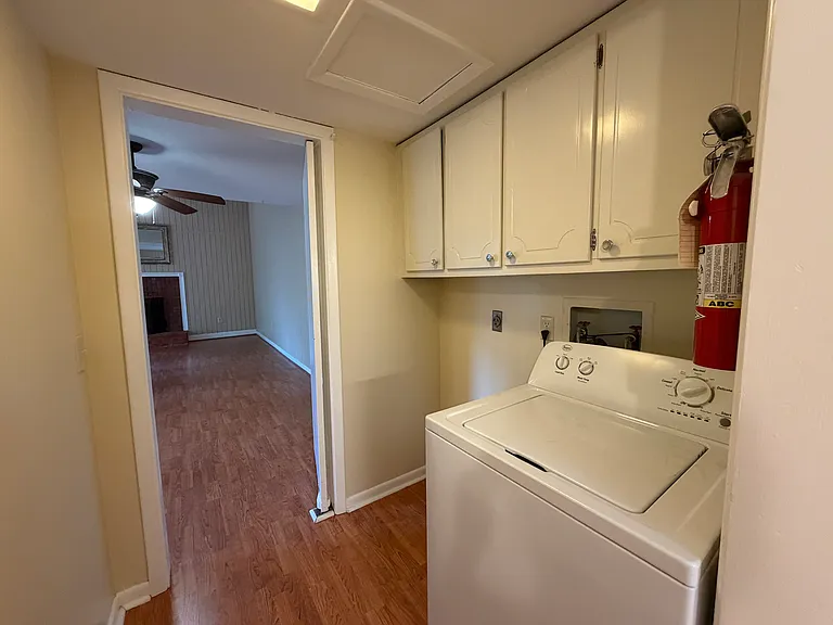 41 Greenside Ln — Photo 12