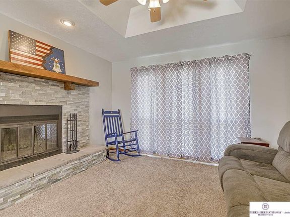 5th image of 2403 Arlington Pl