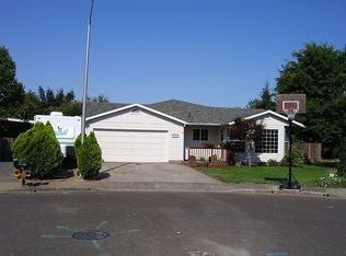 1319 E Palomino Ct, Newberg, OR 97132