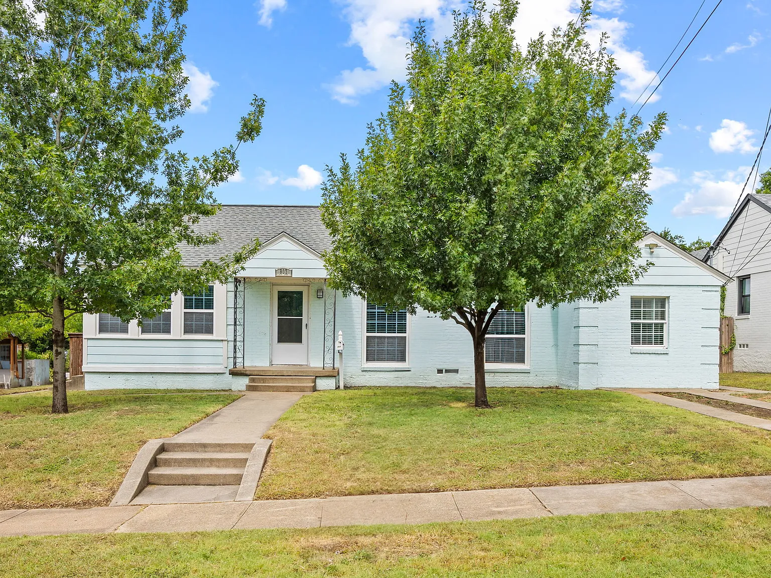 3 bed, 1284 sqft, $1,800 — Photo 1