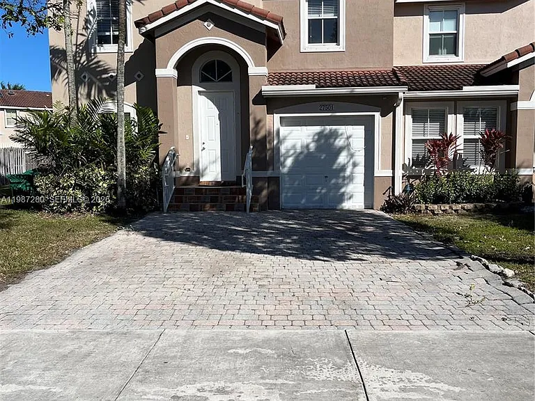 27501 SW 138th Ave — Photo 1