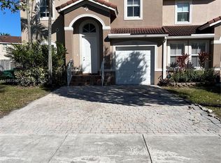 27501 SW 138th Ave, Homestead, FL 33032