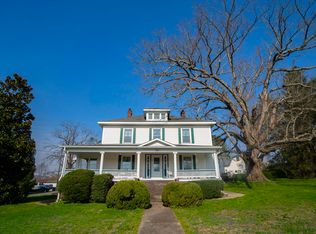 353 Monroe St N, Alderson, WV 24910