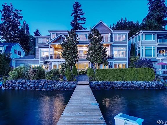 4th image of 4035 E Lake Sammamish Shore Ln SE