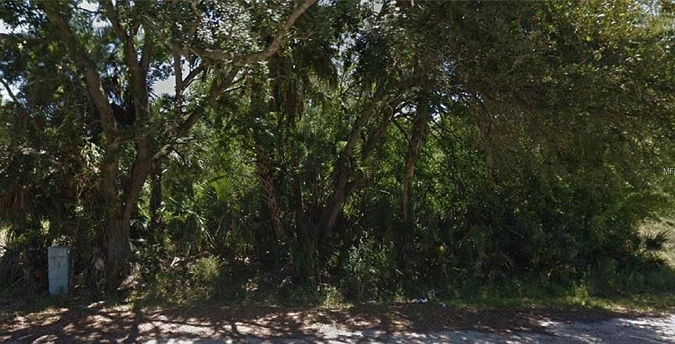 2nd image of 4052 NW 36th St