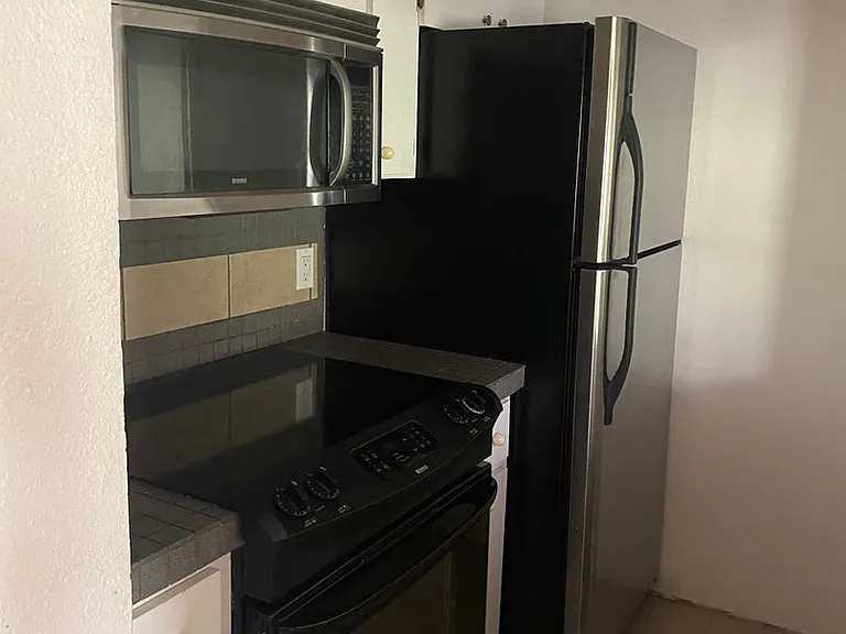 612 Park Pl — Photo 9
