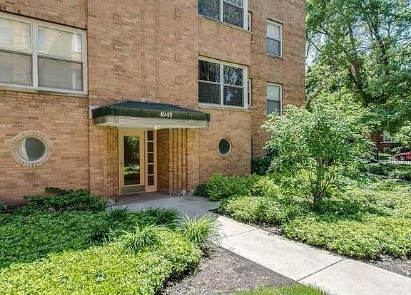 2nd image of 4948 N Wolcott Ave #1A