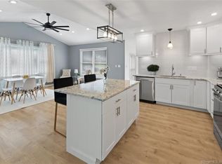 10 Canterbury Ct, Torrington, CT 06790