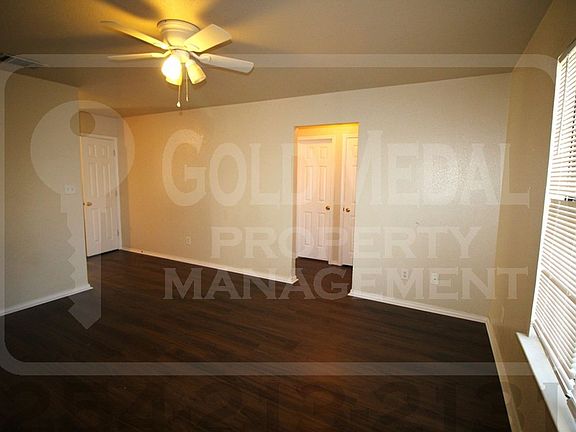 2nd image of 3304 Barcelona Dr #B