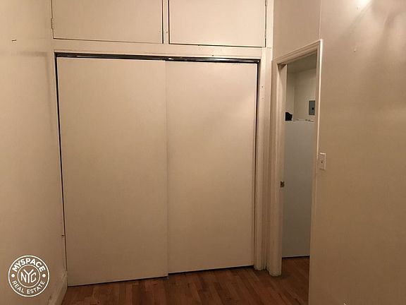 5th image of 1102 Dean St APT 7