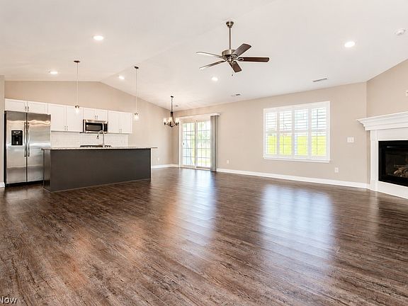 2nd image of 205 Nautical Way #43