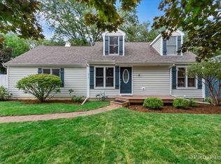 1912 Meadow Ln, McHenry, IL 60050
