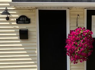 409 1/2 Buchanan St, Belvidere, IL 61008