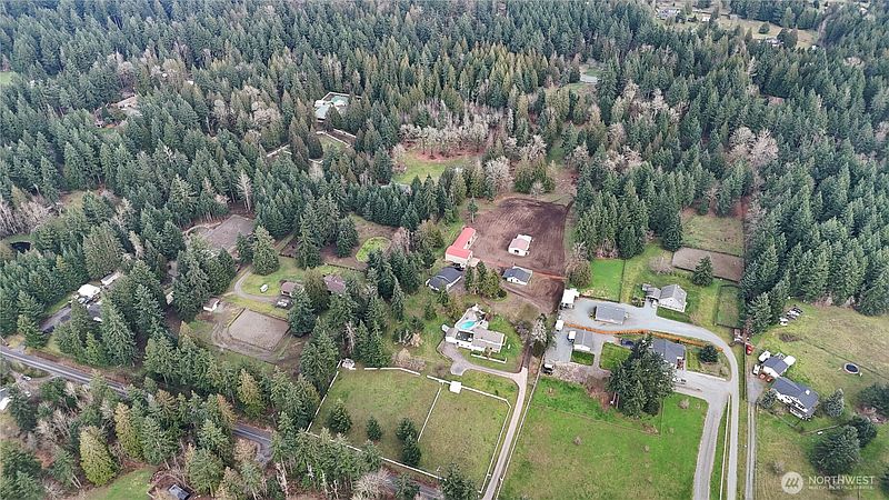 3rd image of 22015 146th Avenue E