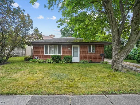 2461 11th St, Cuyahoga Falls, OH 44221