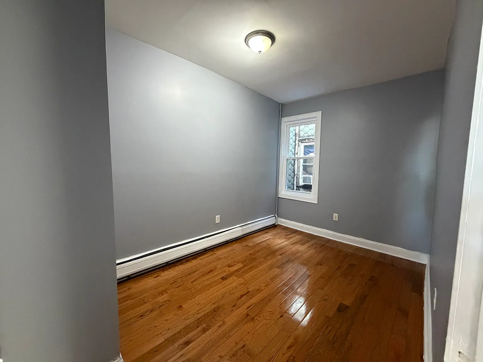 2 bed, 750 sqft, $1,695 — Photo 2