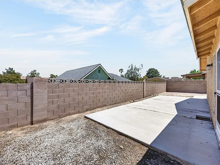 1204 Norma Joyce Ln — Photo 32