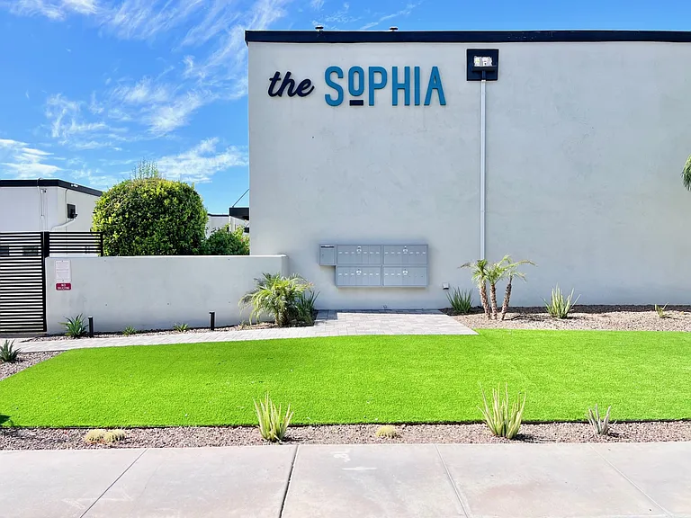 The Sophia — Photo 19