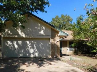 8985 Howard Ave, Lexington, OK 73051