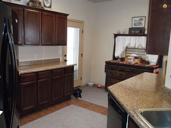 5th image of 1808 Hays Dr