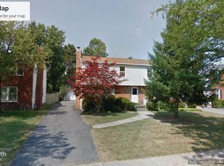 115 Fairgreen Dr, Amherst, NY 14228