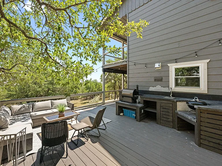 650 Springlake Dr — Photo 24