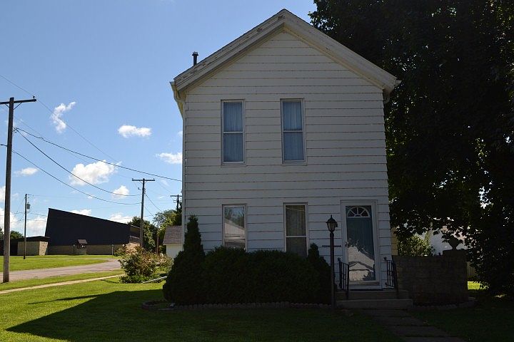 1st image of 234 2nd Ave N