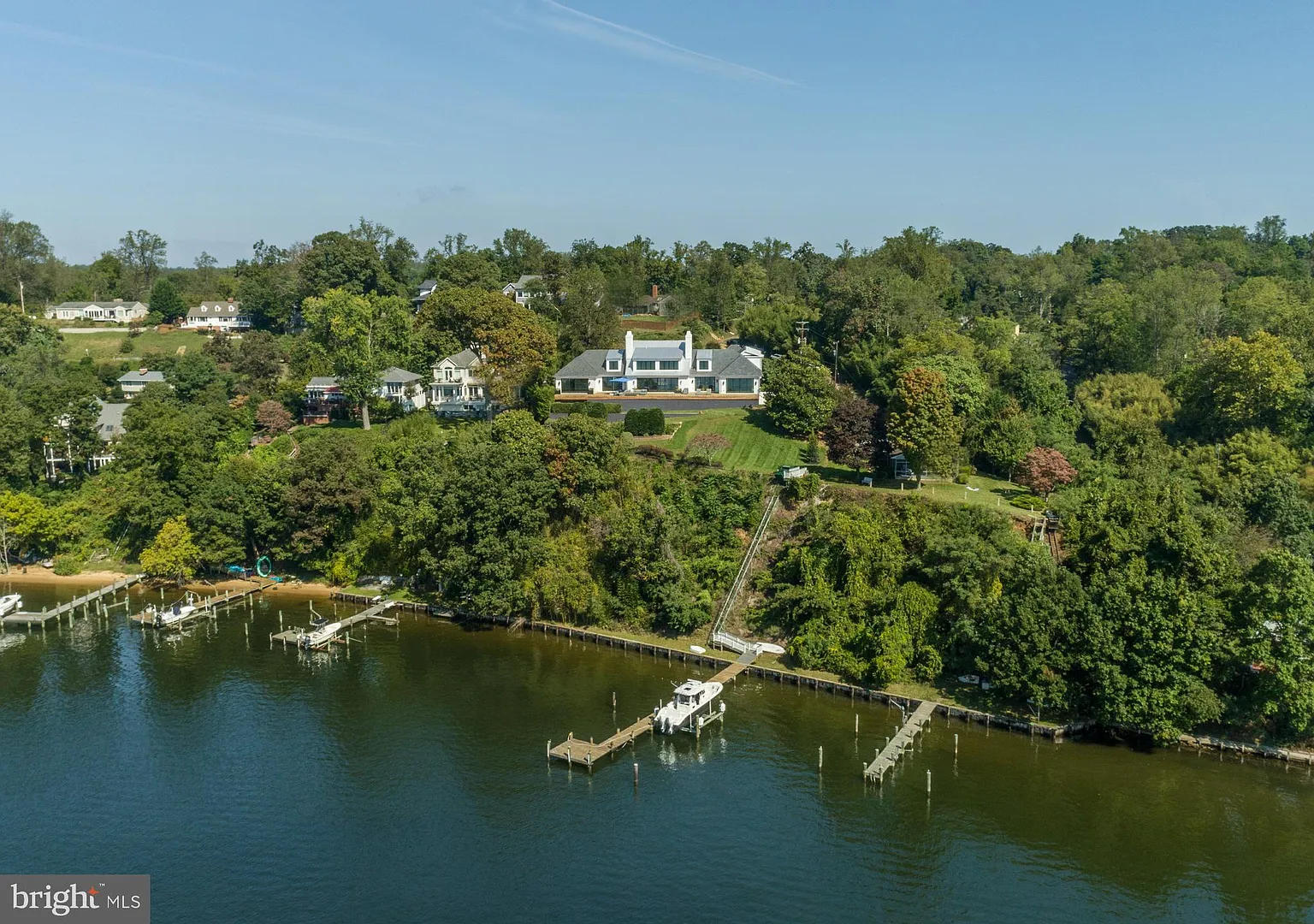 205 Winchester Beach Dr photo 1