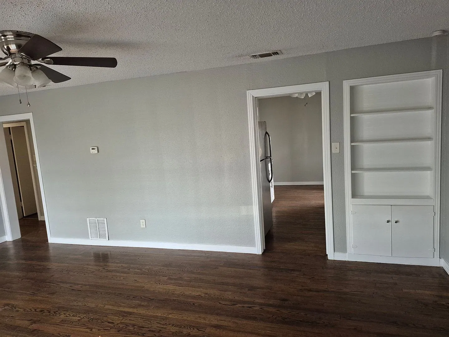 Charming 3-Bedroom, 2-Bath Home with Bonus Living Space — Photo 2