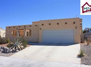 1008 Santo Domingo Ct, Las Cruces, NM 88011