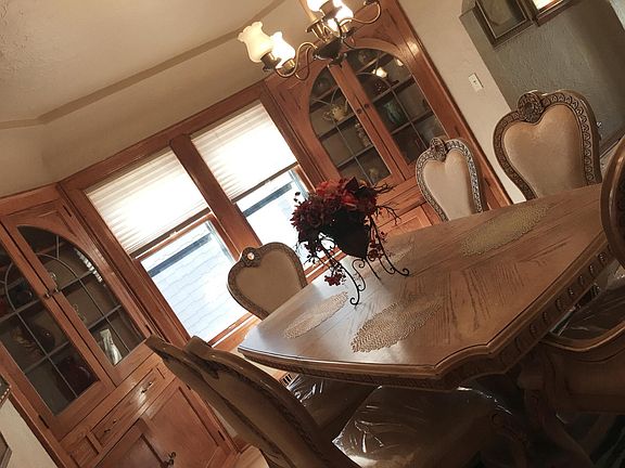 5th image of 4116 N Woodburn St #1